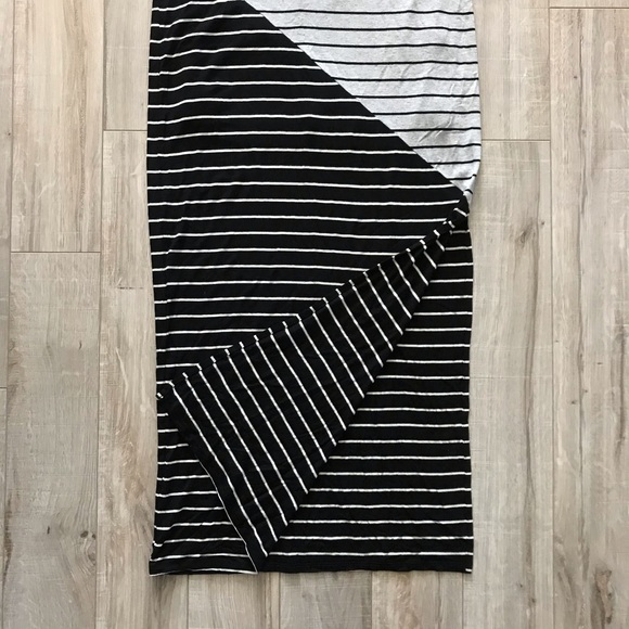 Holt Renfrew Striped Two-Tone Maxi Dress - Picture 4 of 5